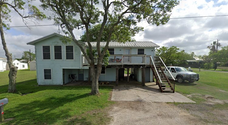 50 N Vivian Stevens Port Lavaca, TX 77979, Calhoun County