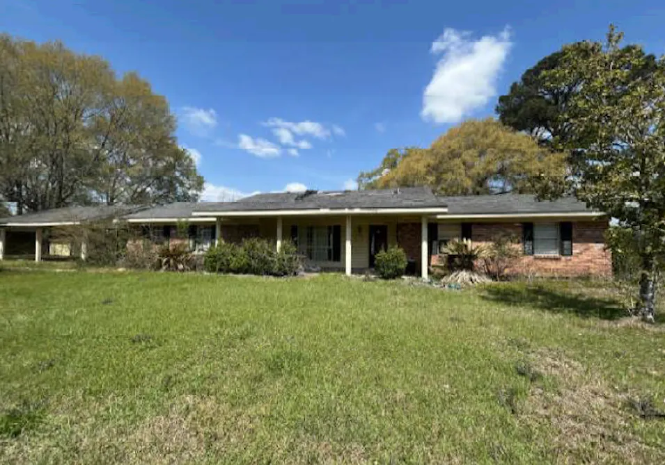 1776 County Road 9 Sweet Water, AL 36782, Marengo County