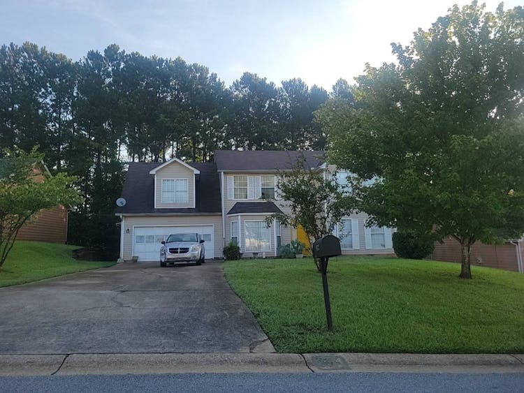 8612 Glendevon Ct Riverdale, GA 30274, Clayton County