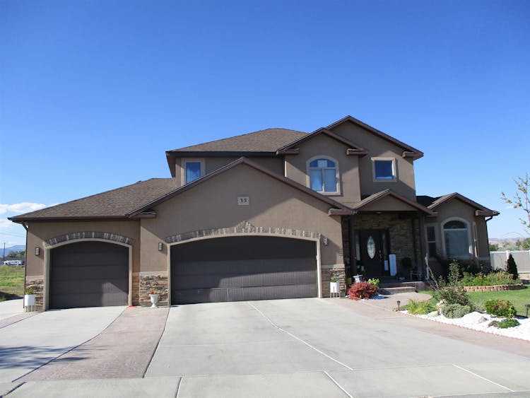 33 East 1875 South Vernal, UT 84078, Uintah County