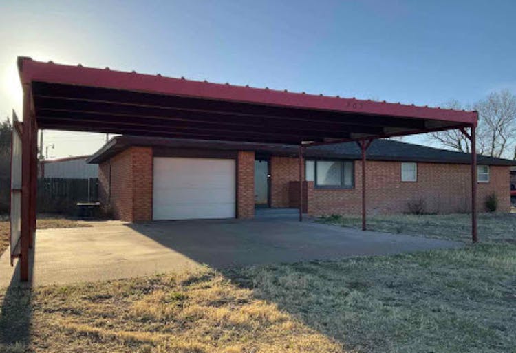 705 N A St, Tyrone, OK, 73951, USA