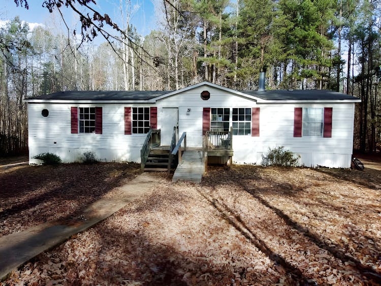 915 Mountain Hall Rd, Crewe, VA, 23930, USA