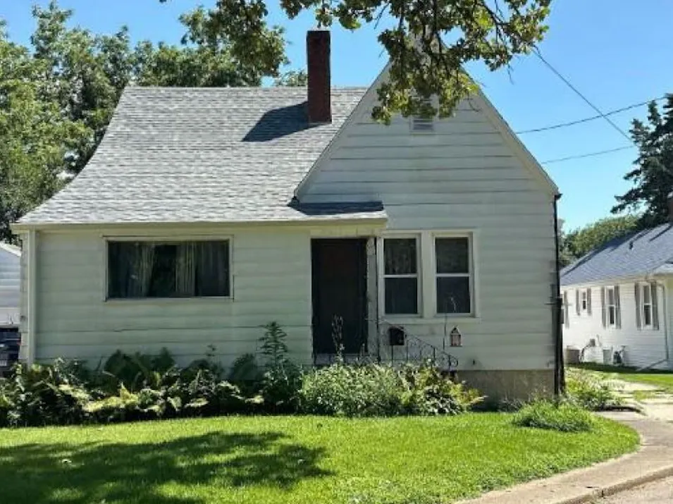 334 W Morgan Street Dixon, IL 61021, Lee County