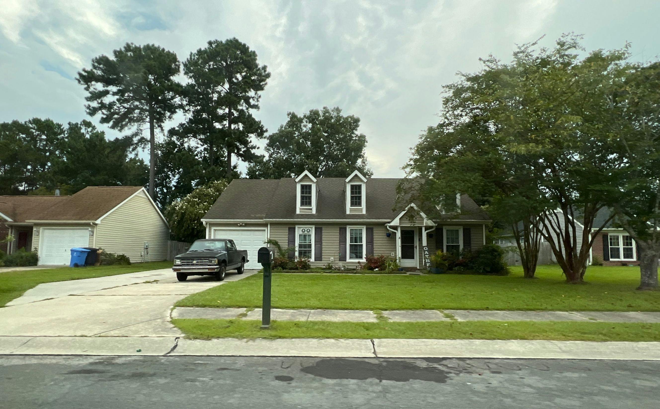 205 E Cameron Ct Jacksonville NC 28546 USA 205 E Cameron Ct Jacksonville NC 28546 USA