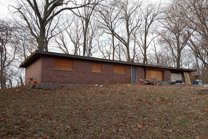 1227 Teson Rd