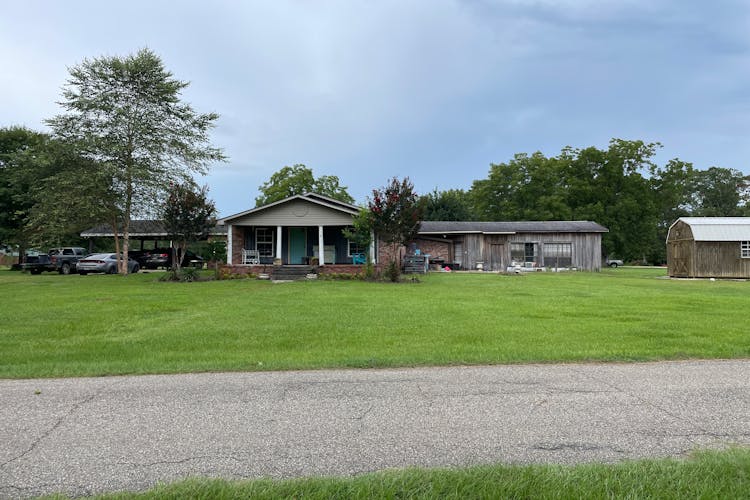 87 L K Sones Road Carriere, MS 39426, Pearl River County