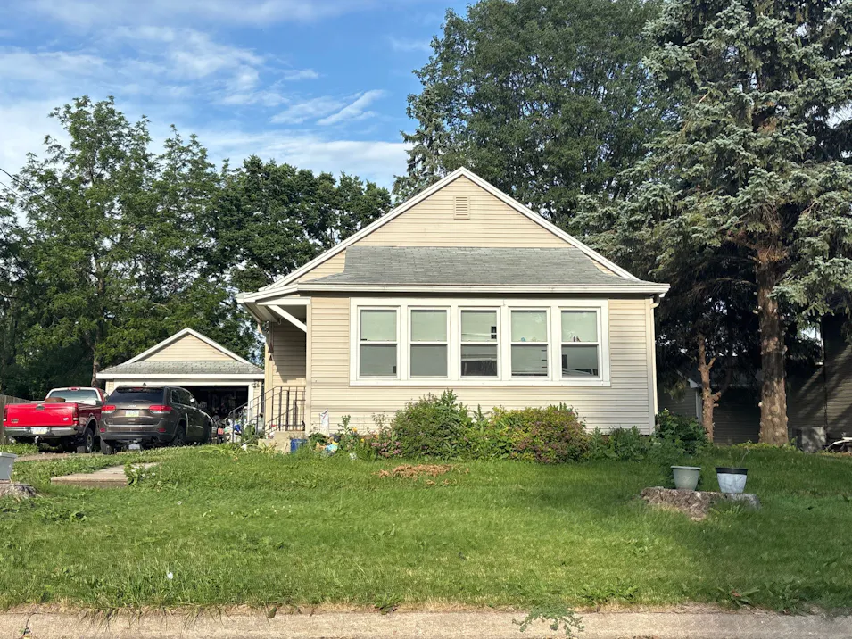 509 S 1st St Knoxville, IA 50138, Marion County