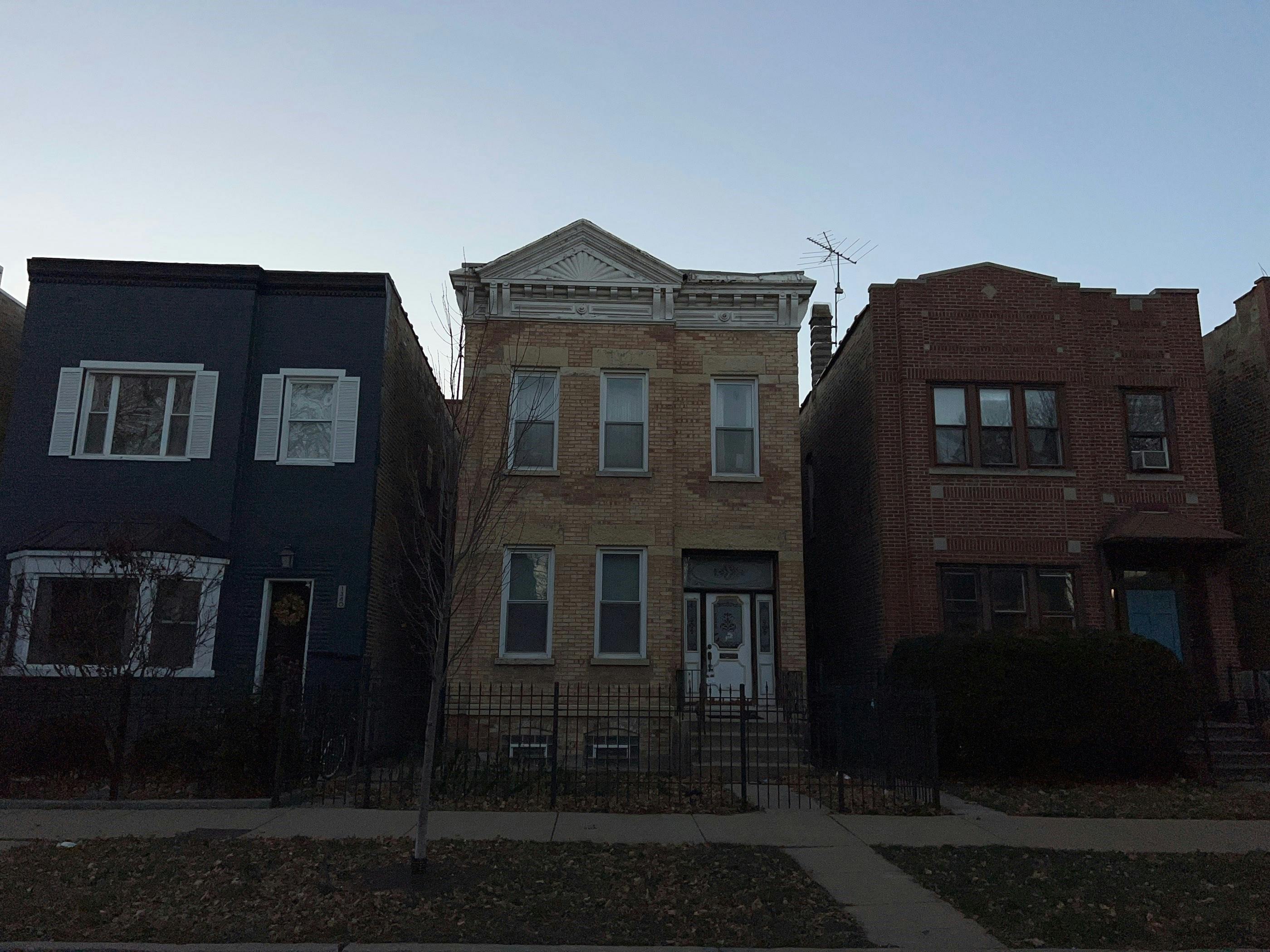 1342 N Oakley Blvd, Chicago, IL, 60622, USA