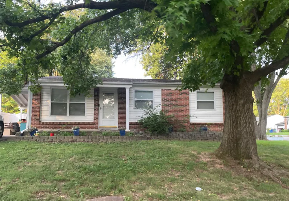 532 Harvest Dr Saint Charles, MO 63304, St. Charles County