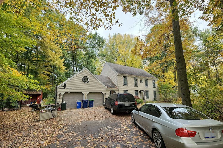 12456 Scott Rd Freeland, MI 48623, Saginaw County