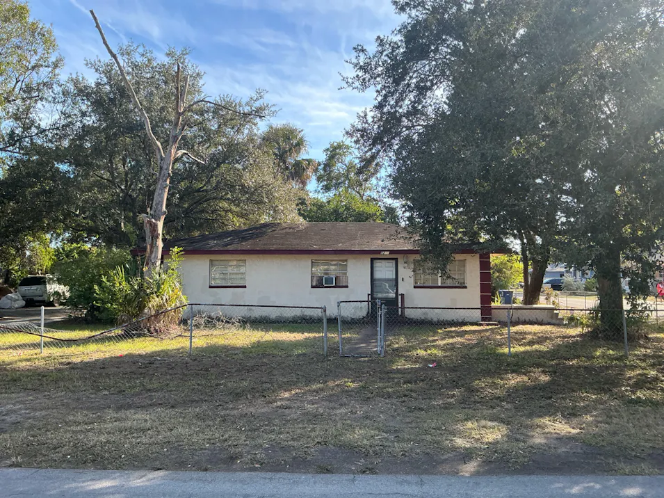 5211 E 30th Ave Tampa, FL 33619, Hillsborough County