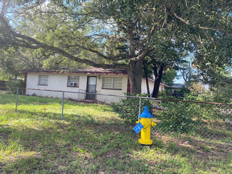 5211 E 30th Ave Tampa, FL 33619, Hillsborough County