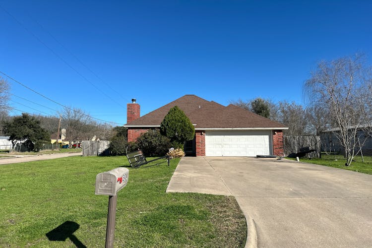 1301 Glenshire Ln Navasota, TX 77868, Grimes County