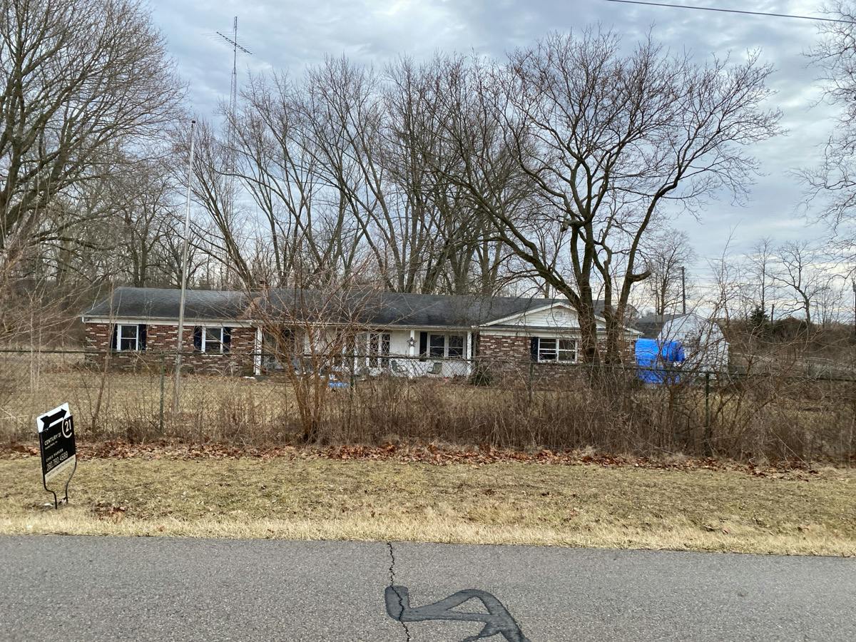 100 , Marion, IN 46952