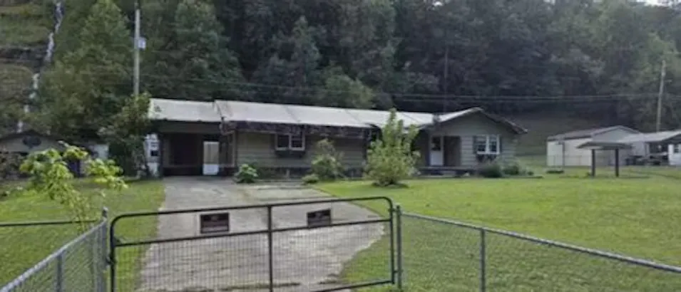 283 Upper Blackberry Rd Ransom, KY 41558, Pike County
