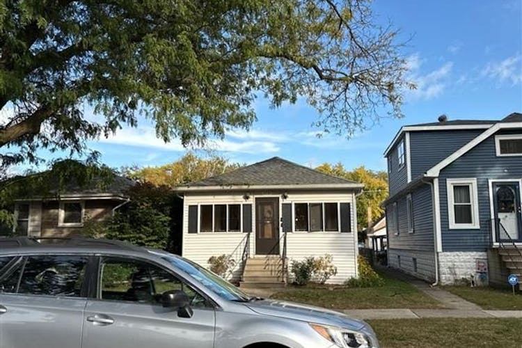 3731 Grove Ave Berwyn, IL 60402, Cook County