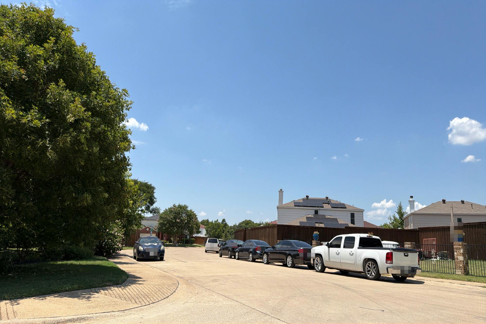 Larkin Dr, Dallas, TX 75227
