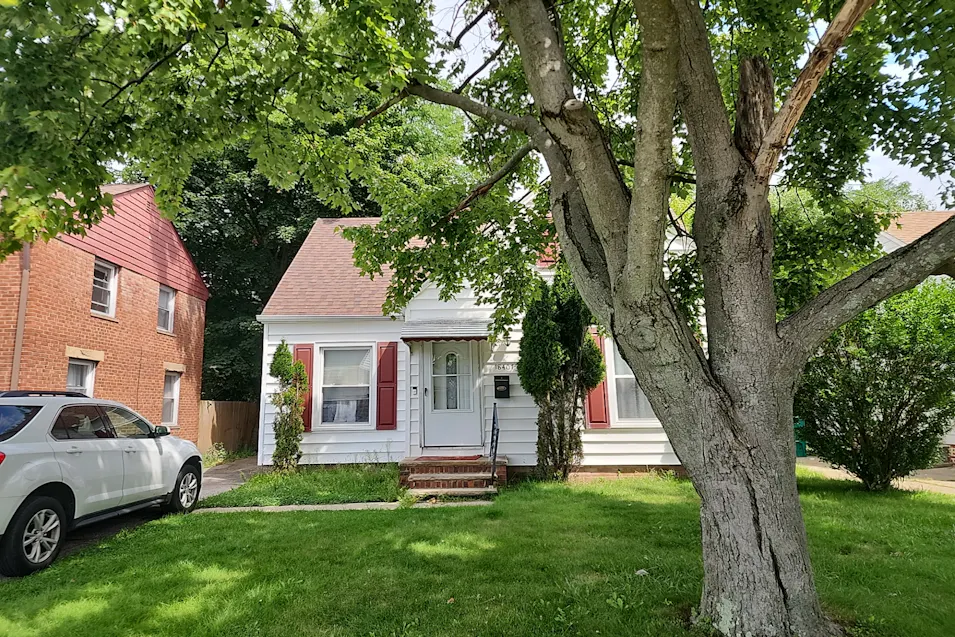 18407 Highland Dr Maple Heights, OH 44137, Cuyahoga County