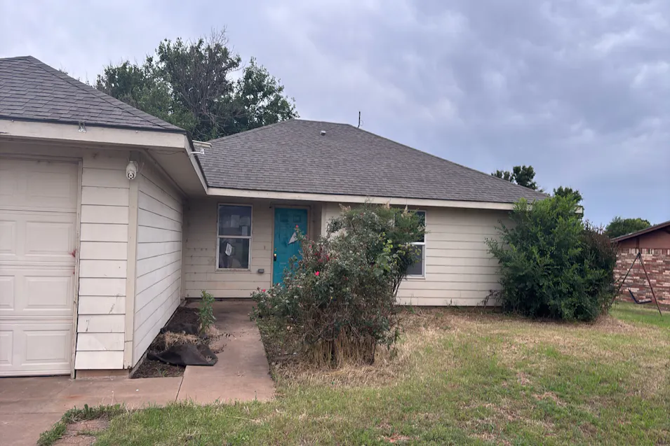 3105 Forestridge Dr Enid, OK 73701, Garfield County