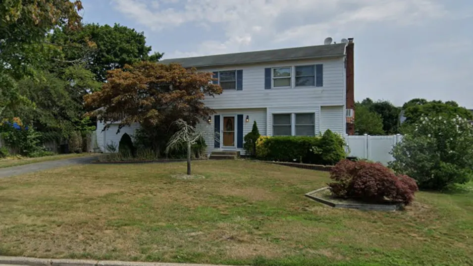 26 Curtis Ave Bellport, NY 11713, Suffolk County