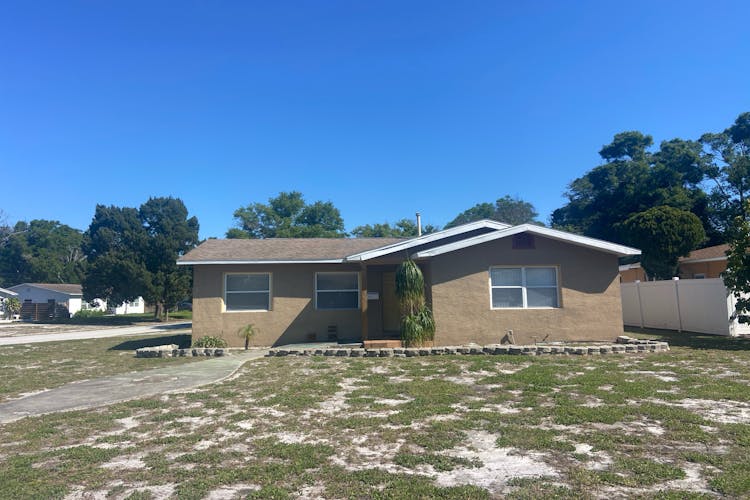 3937 5th Ave S St Petersburg, FL 33711, Pinellas County