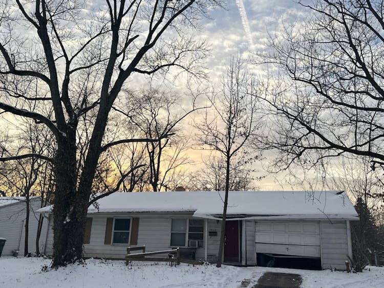 3672 N Mitchner Ave Indianapolis, IN 46226, Marion County