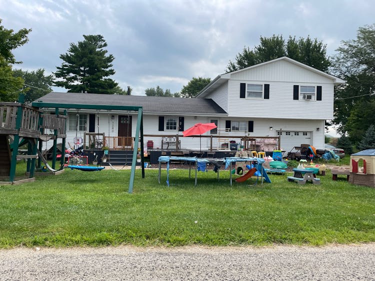 1280 Hickory St Eldena, IL 61324, Lee County