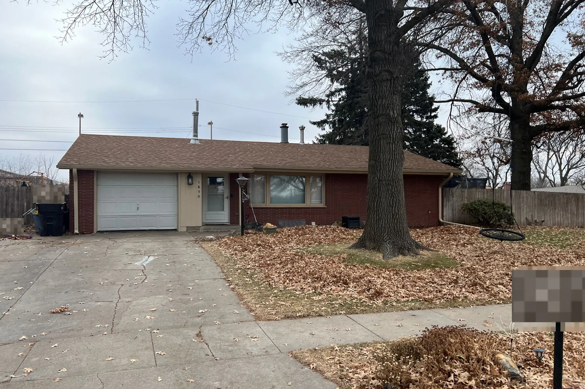 Bermuda Dr, Lincoln, NE 68506 #1