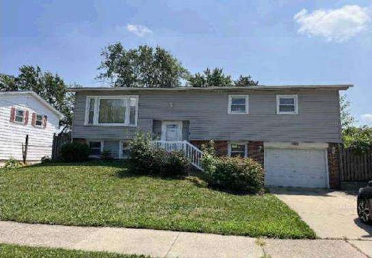 5913 Rob Roy Dr Oak Forest, IL 60452, Cook County