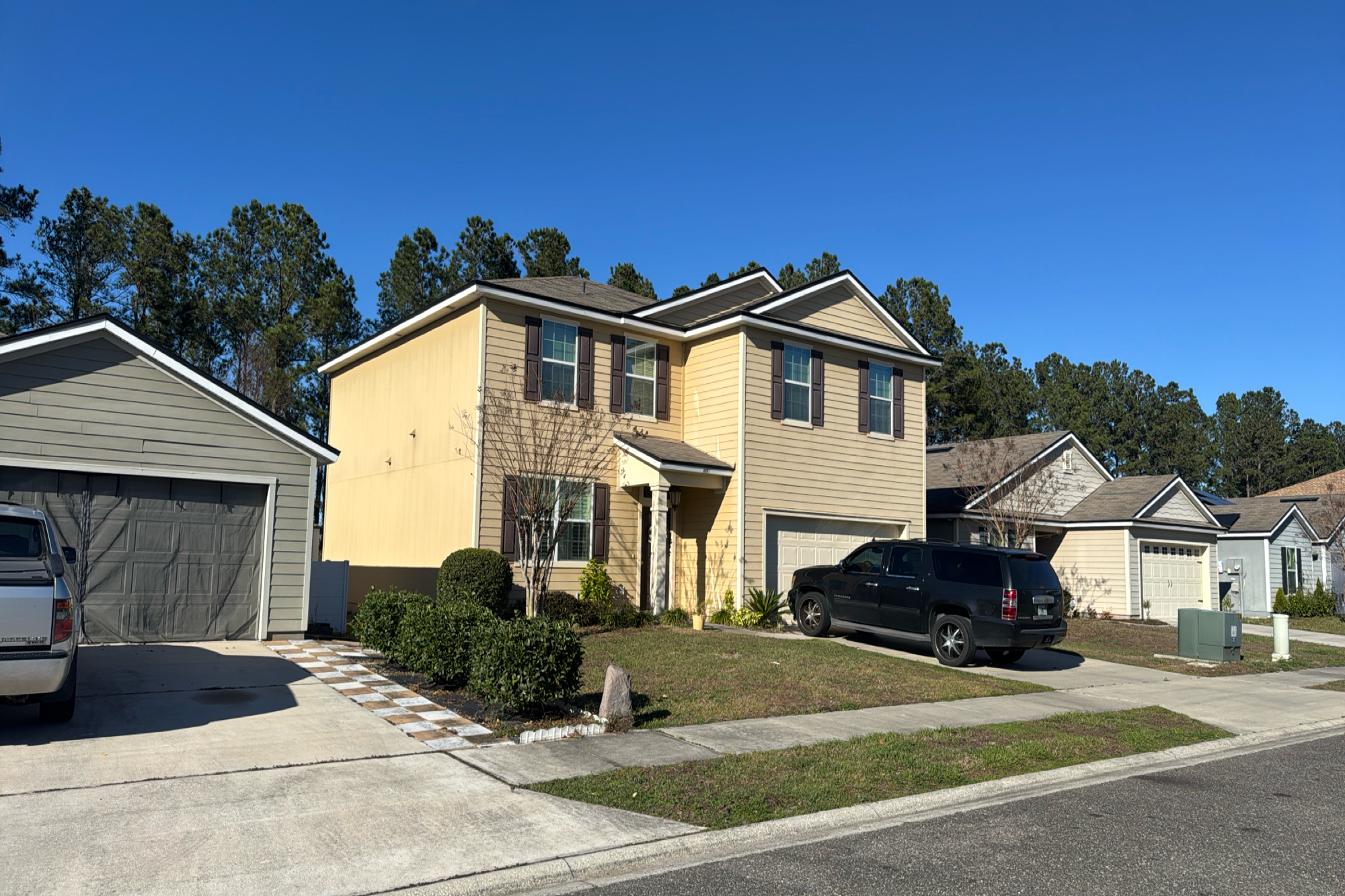 6901 Langford St photo 3