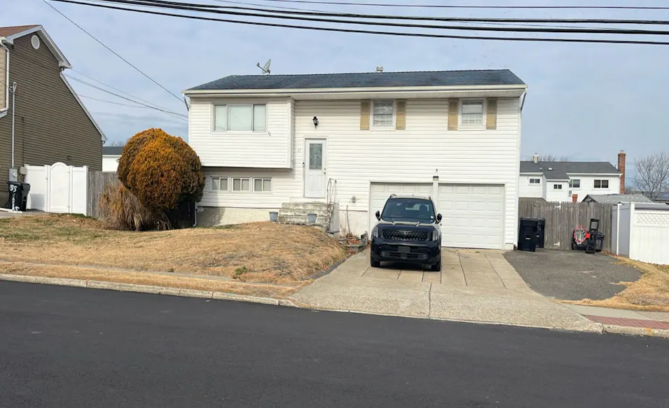57 Kansas Avenue Bay Shore, NY 11706, Suffolk County