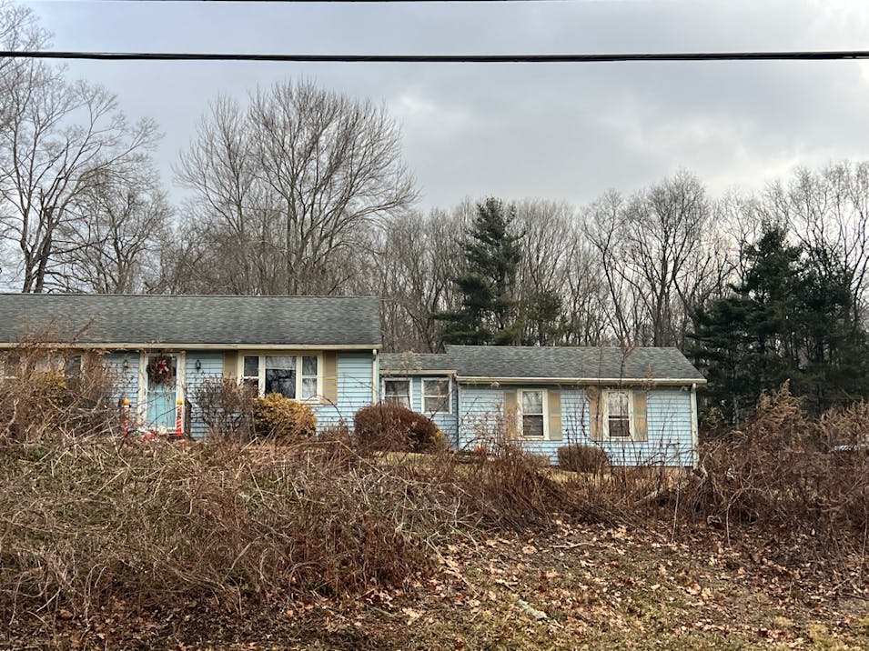 1542 Exeter Road Lebanon, CT 06249, New London County