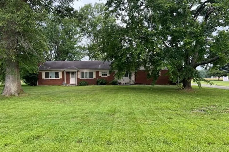 746 S High Street Mount Orab, OH 45154, Brown County