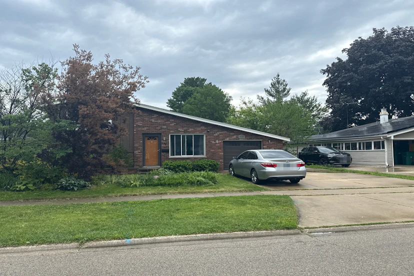 135 Glendale St