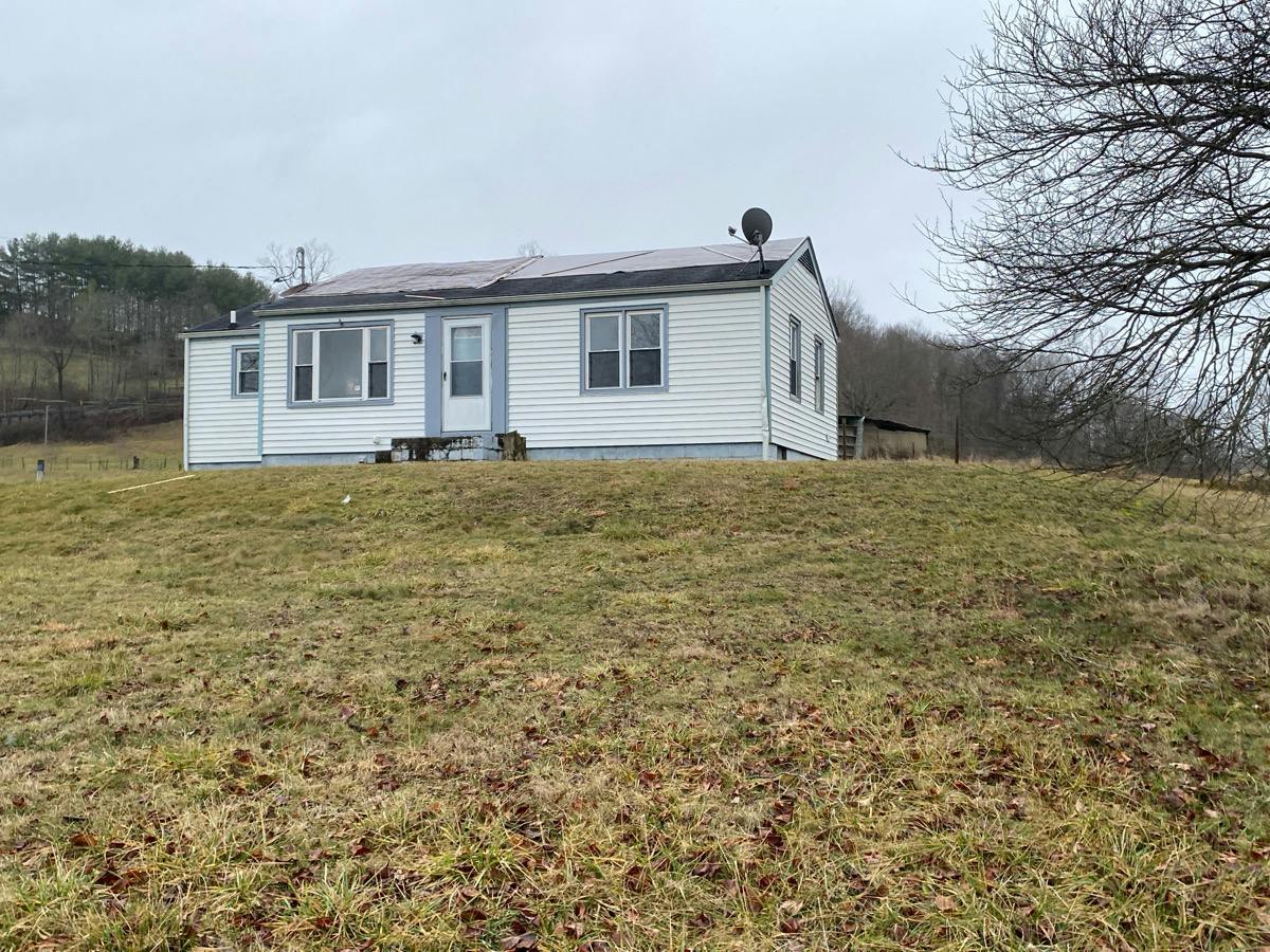 Hickory St, Lower Salem, OH 45745 #1