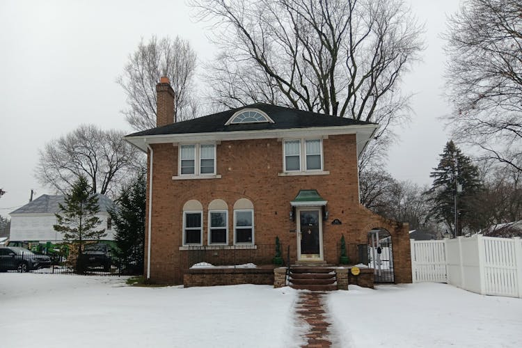 410 E Angela Blvd South Bend, IN 46617, St. Joseph County