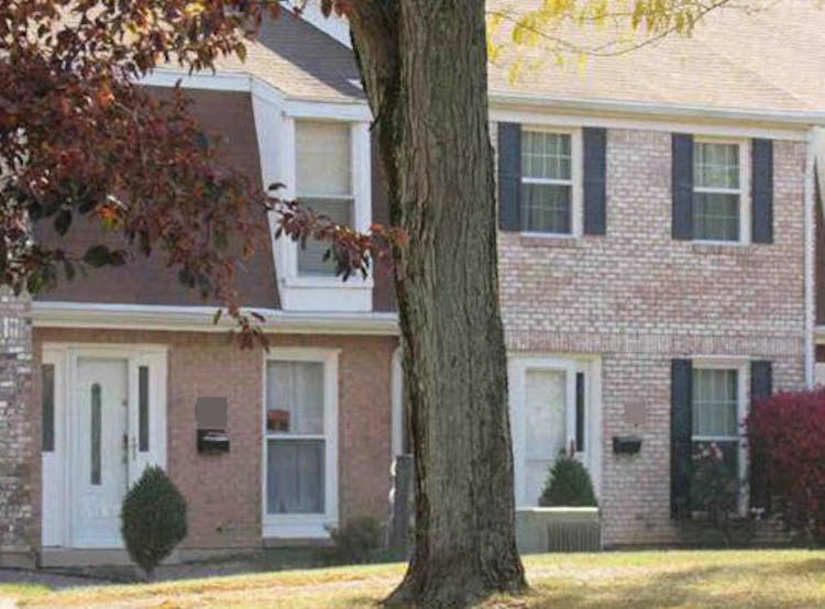 2416 Rona Village Blvd, Fairborn, OH, 45324, USA