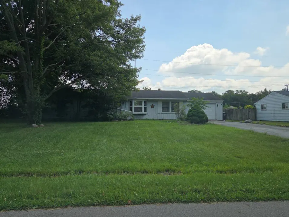5214 Eicher Dr Fort Wayne, IN 46835, Allen County