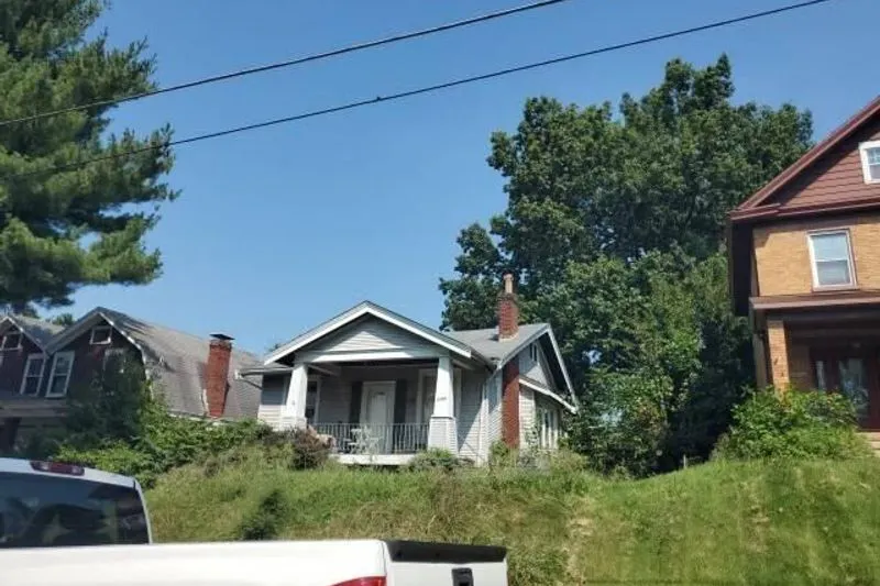 Feltz Ave, Cincinnati, OH 45211 #1