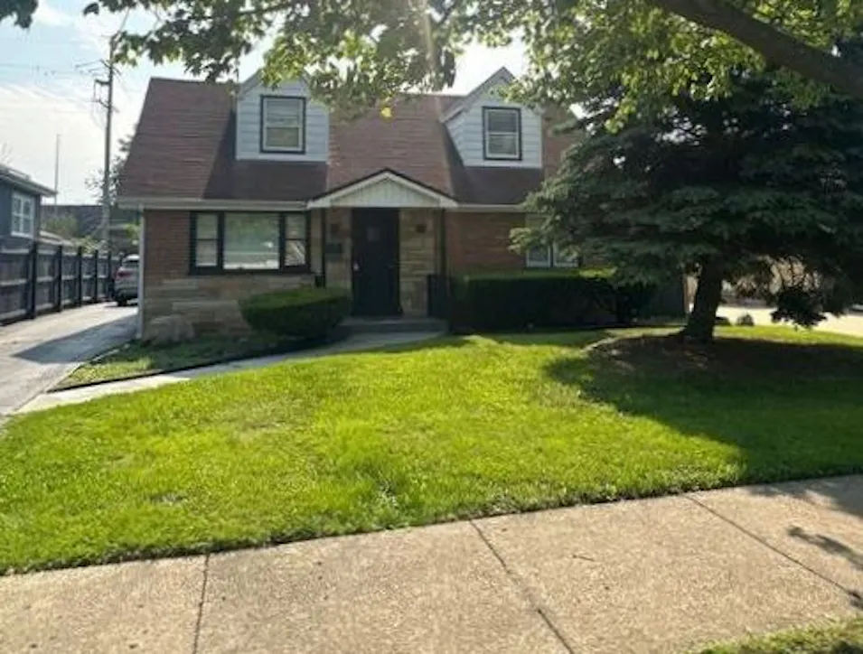 2025 High Street Berkeley, IL 60163, Cook County