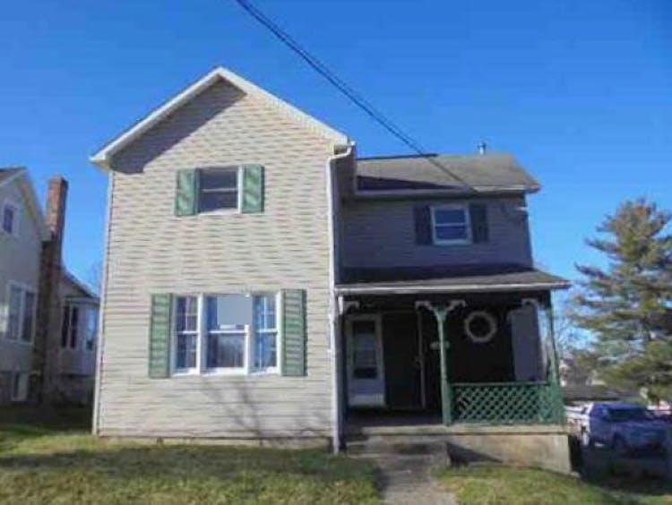 237 Park Ave New Lexington, OH 43764, Perry County