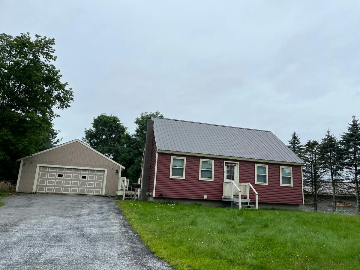 Noyes St, Richford, VT 05476 #1