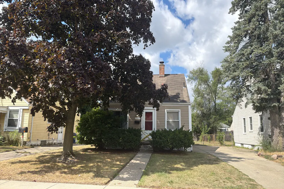 20419 Centralia Redford, MI 48240, Wayne County