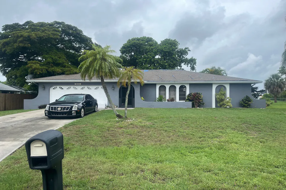608 SE 2nd Place Cape Coral, FL 33990, Lee County