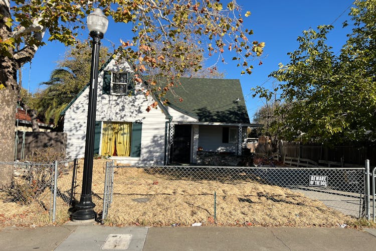 809 Lampasas Avenue Sacramento, CA 95815, Sacramento County