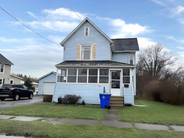 530 East Ave, Medina, NY, 14103, USA