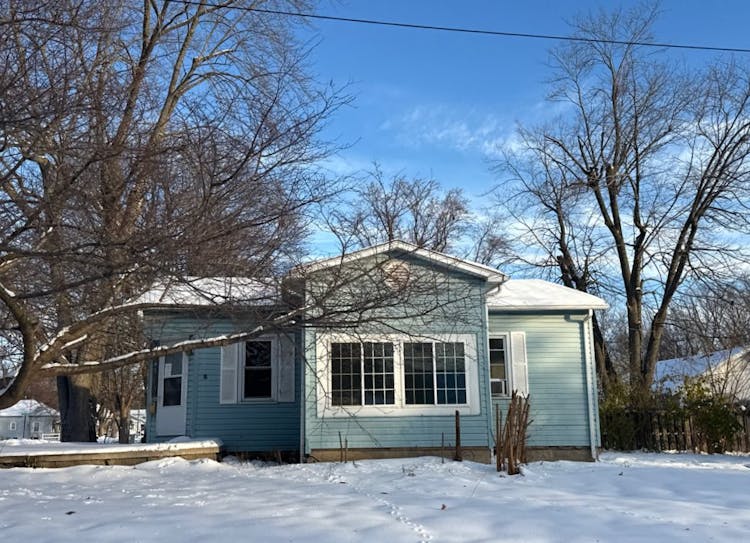 510 S Harrison St Litchfield, IL 62056, Montgomery County