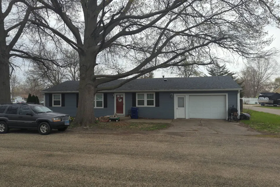 303 N. Campus Court Elmwood, IL 61529, Peoria County