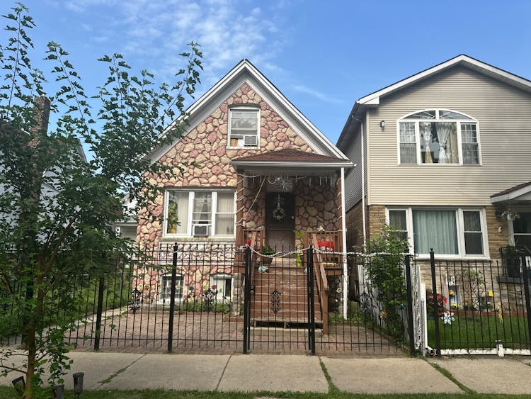 1828 N Kedvale Ave Chicago, IL 60639, Cook County