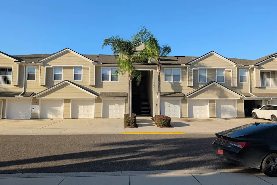 8204 White Falls Blvd Jacksonville, FL 32256, Duval County